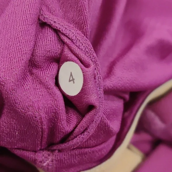 LULULEMON magenta tank top size 4 - Picture 8 of 8